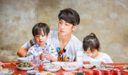 千金爆料全家吃瓜,全家齐吃瓜，娱乐圈大揭秘